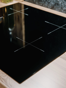 Варочная панель индукционная LEX EVI 640A  BL