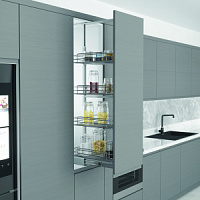 Шкаф-колонна в базу 300 мм, Starax, 6-ти ярусная, (230х510х1700-1850 мм), хром S-1919-C  c доводчиком